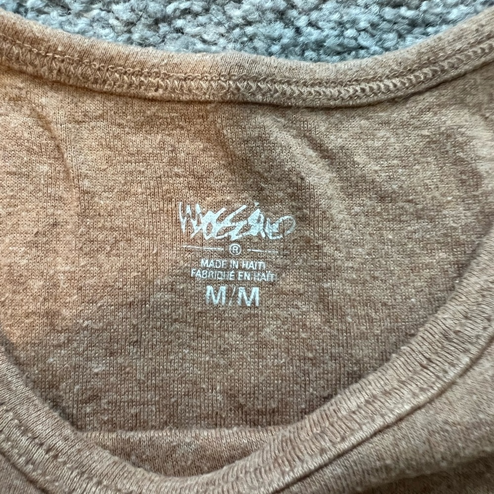 Mossimo Tank Top - Picture 3 of 4
